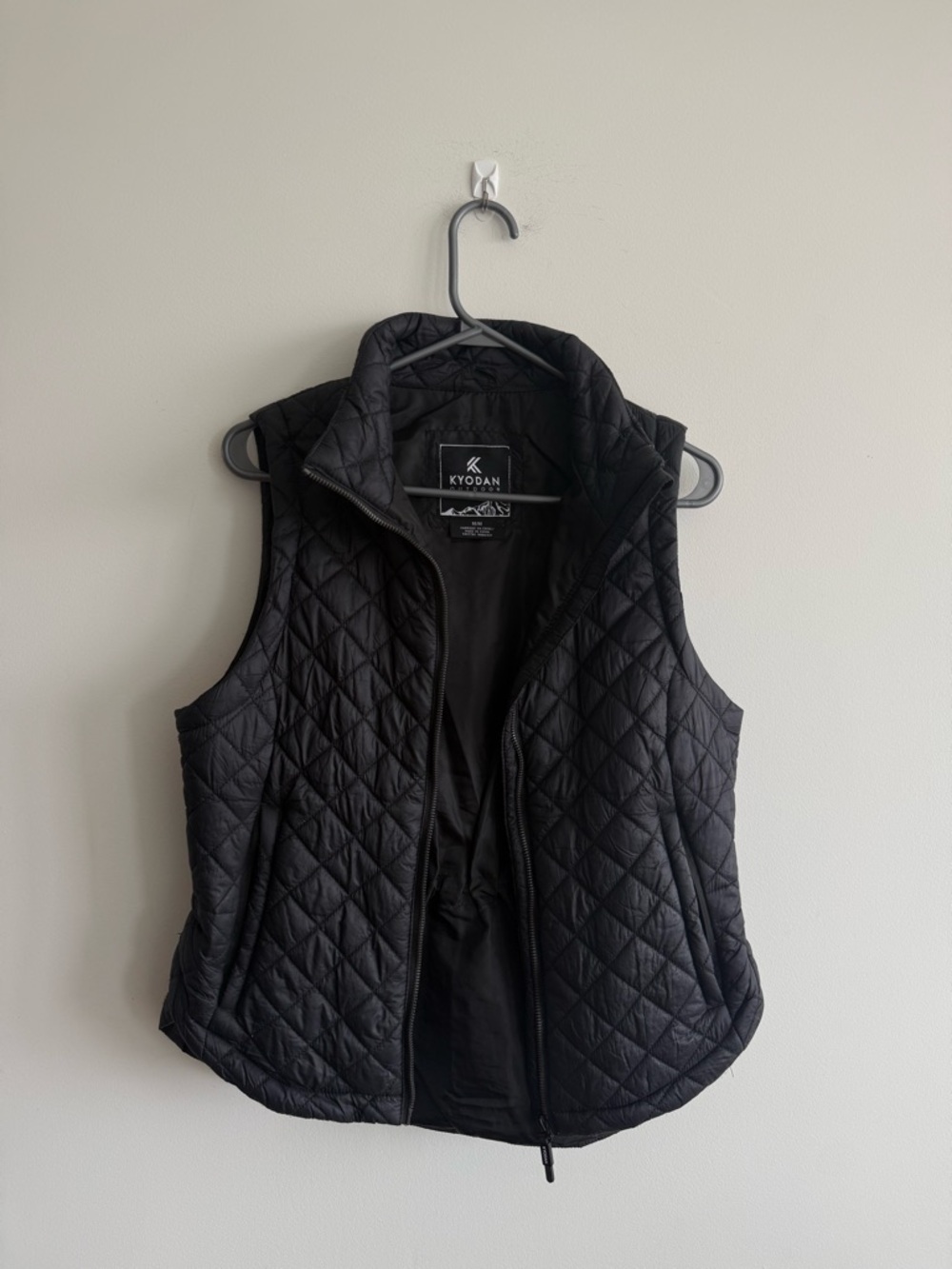 Kyodan Black Quilted Sleeveless Vest